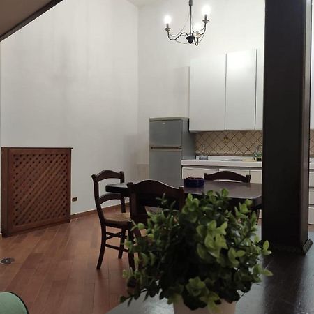 Appartamento Centro Storico Naples Exterior photo